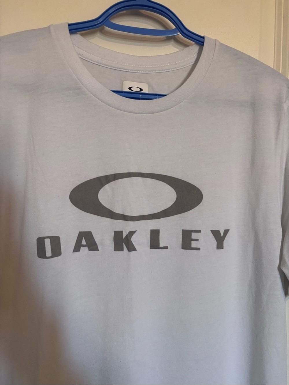 Oakley Performance Fit White Short-Sleeve Tee with Gray Logo
